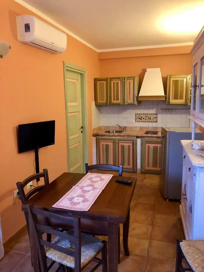 Sa Corti Antiga Apartment SantʼAntìoco